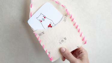 Image for event: Sewing Felt Valentines Envelopes